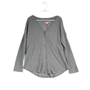 Isaac Mizrahi Women’s M Medium Gray Button Waffle Knit Top Casual Cozy Basics